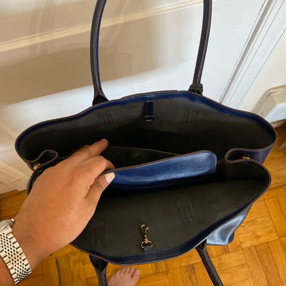 Ralph Lauren Women's City Tote Bag - Picture 9 of 11